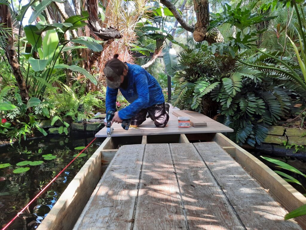 Japanese arched bridge during construction 2 (2021_11_01 19_58_59 UTC)