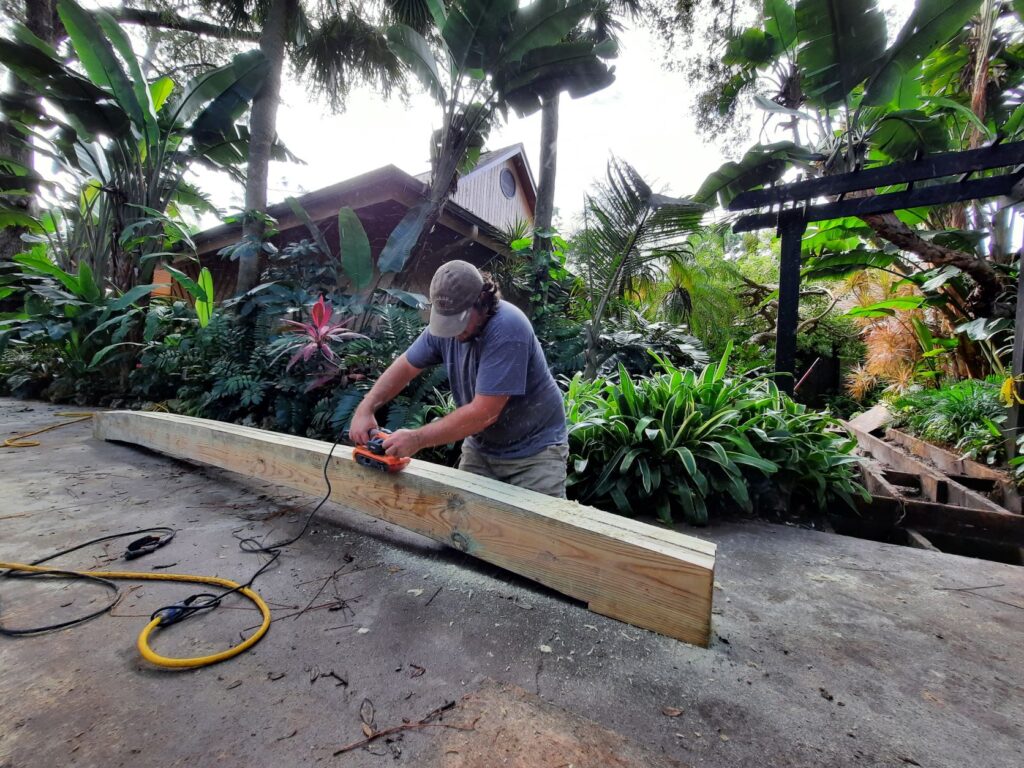 Japanese arched bridge during construction (2021_11_01 19_58_59 UTC)