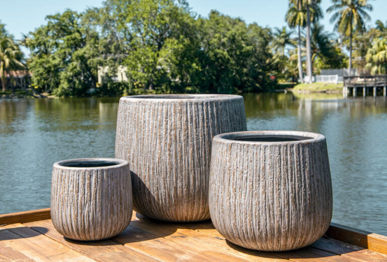 VP1362-1364-3-Bark-Texture-Footed-Pots